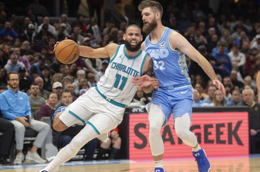 轮换受到严 轮换受到严